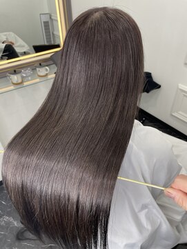 エスカーラ 表参道(THE ESCALA) @aidaman321マッシュくびれヘア/メルティカラー/センターパート