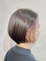 リッカ(RICCA)&nbsp;【大人イヤリングカラー】ショートボブ×ヌーディーベージュ♪