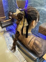 ラズリー(Lazliy)&nbsp;ポニーテール編みおろし