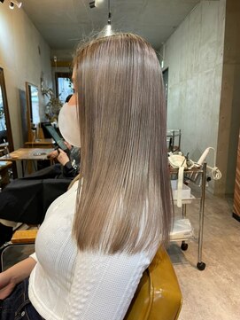 ソルトウォーター 南堀江(SALT WATER) グレージュ