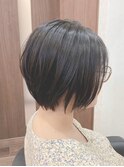 ショートボブ