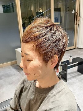 ストフ(stof) 斜めバング/コンパクトショート/大人ショート