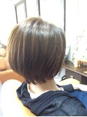 ショートボブ