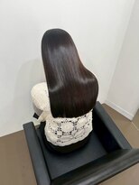 イオエ 元町(ioe)&nbsp;前髪/暗髪カラー/艶カラー/小顔カット/髪質改善/縮毛矯正/黒髪