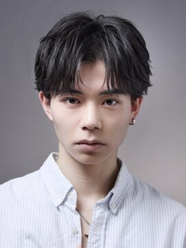 リップス レイ ギンザ(LIPPS Ray GINZA) コンマフェザーセンターパートショート/毛流れフェザーパーマ