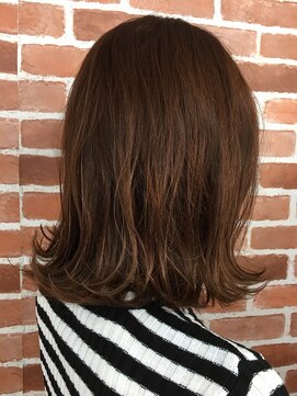 シュガービー(SUGAR-B) 【SUGAR-B】伸ばし中にもおすすめ外ハネピンクベージュ