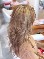 ヘアーメイク リボーン ムーヴ(hair make re:bbon move)&nbsp;ハイライト＆スモーキートパーズ