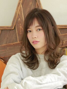 ロンドアベニール 北千住(Lond avenir) namie コテ巻きもパーマも重軽ウェービースタイル