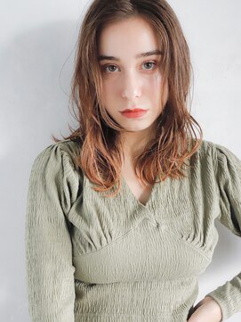 ベルビアンカ(Belle BIANCA) BelleBIANCA  センターパート大人セミディbyYukiho