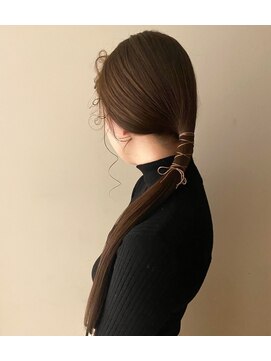 コンムオーベレ(COMMUOVERE) シンプル×アレンジ