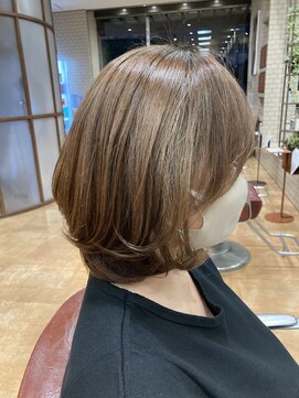 ジュール ドゥJour doux ディレクター今嶋 大人のミディアムボブ