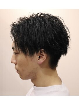 ウィスカーヘアー(whisker hair) ツイストスパイラルパーマ