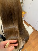 『髪が傷んでるから、、、』とストレート類を諦めていませんか？髪質改善ならお悩み解決できます♪