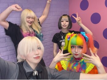 キャンディーシロップ(Candye Syrup)の写真/ゆめかわ空間にぴったりのスタッフがお出迎え★施術中とても楽しかった！と好評のスタイリスト勢ぞろい！