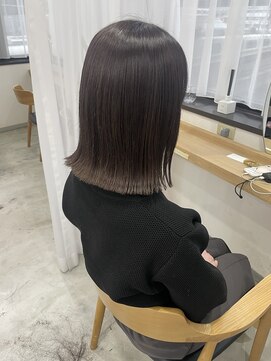 リュンヌ(Lune) 切りっぱなしボブ×ブラウンカラー