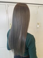 サラ ビューティー サイト 古賀店(SARA Beauty Sight)&nbsp;オリーブベージュ