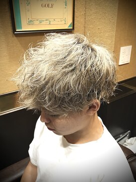 ヒロギンザ 池袋 サンシャイン通り店(HIRO GINZA) ハイトーンミルクティーベージュ　ブリーチカラー　池袋