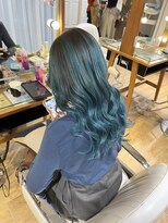 ネオリーブ チロル 横浜西口店(Neolive CiroL.)&nbsp;ターコイズカラー◎バレイヤージュ