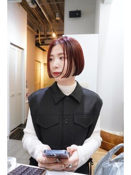 デイジードゥ(Daisy duex) イメチェン　外ハネボブ　美髪　チェリーレッド