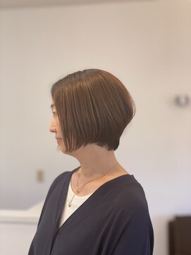 トライスター(TriStar) 前下がりボブ