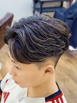メルシー トータル ブランディング サロン(merci TOTAL BRANDING SALON)&nbsp;メンズフェザーパーマ　刈り上げセンターパートフェザーショート