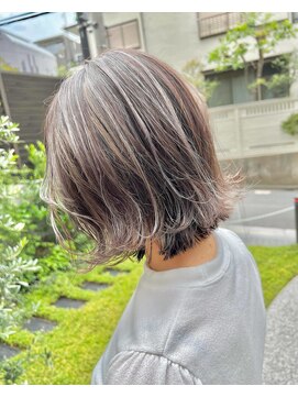 クレア 相武台(CREA) 白髪ぼかしハイライト【/相武台/ハイライト/ブリーチ】