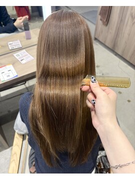 モノリス 武蔵小杉(MONOLITH.) ブラウンベージュ/武蔵小杉/髪質改善カラー