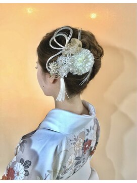 アイビー 新宿(IVY) 夜会巻