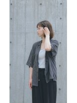 ヘアーメイク ハートシェイプドボックス(HAIR MAKE HEART SHAPED BOX)&nbsp;大人耳掛けショートボブ×艶感リケラカラー