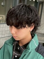 アウラ(AURA) 盛岡メンズカットメンズパーマセンターパートスパイキーショート