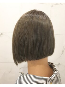 レイドバック(LAID BACK) 【LAIDBACK代官山】前下がりミニマムボブ☆モード