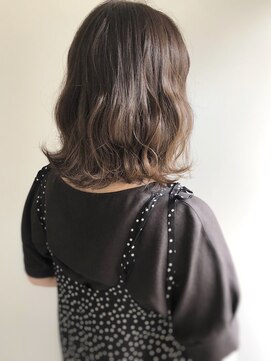 エル セルカ 高田馬場(el CERCA) [高田馬場新宿池袋]ブリーチなし外国人風アッシュグレージュ