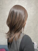 アイリス(AIRIS) 大人レイヤーカット