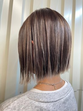 ジャンクス 千葉(junks) グレージュカラー/シルキーベージュ/艶髪ボブ[千葉/千葉中央]