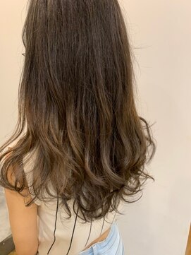 ヘアブランコブランコ 横浜(hair blanco_blanco) 似合わせカット/くびれヘア/デザインカラー/艶ボルドー[横浜駅]