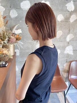 ソワ 四日市(soie) ブリーチなし/オレンジカラー/切りっぱなしボブ