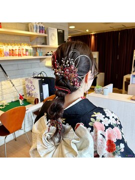 ティーワン 神埼店(T-one) ■成人式用 ポニーテール×ロープアレンジ×花飾