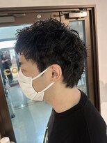 コワファーストナガサキシャンプーボーイ(COIFF1RST NAGASAKI SHAMPOO BOY)&nbsp;スパイキーショート  スパイラルパーマ　長崎