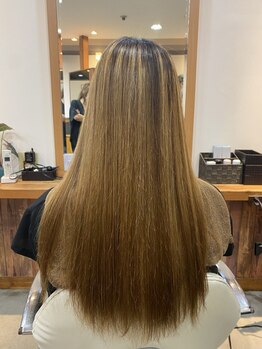 ヘアーサロン アリビオ(alivio)の写真/【髪質改善特化サロン】《カット縮毛矯正¥11000～》話題の酸性ストレート導入店◇憧れのサラツヤ髪に―。