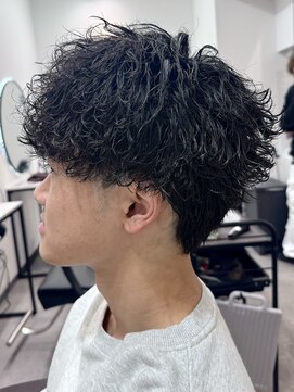 エース(ACES) 無造作パーマ×波巻きパーマ×メンズカジュアル