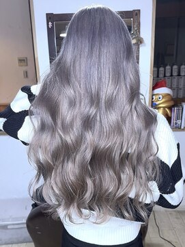 ブレイズヘアー(BLAZEhair) 【バツグンの透明感】ホワイトグレージュ×ブリーチ２回