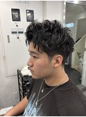 アップバングスパイキーショート
