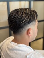 キタセンジュバーバー バイ ティーズ(KITASENJU BARBER by T's) ツーブロックスタイル
