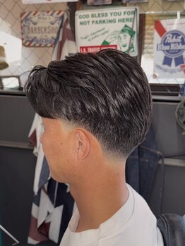 ドープザバーバー(DOPE THE BARBER)の写真/髪のお悩みを解決し、ON/OFFどちらの雰囲気もオシャレに見せてくれる、清潔感バッチリの男前スタイルに！