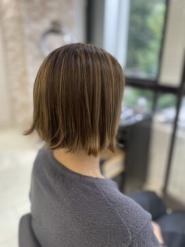 マニッシュ 三鷹駅前店 ミニボブ×ハイライト