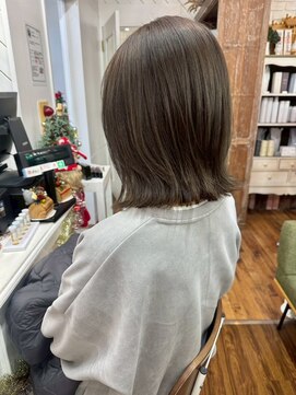 ユイマァル 倉敷店(YUIMARL) ブリーチなし20代30代40代オリーブベージュくびれレイヤー