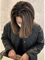 ベラバイブルーム(BELLA by Blume)&nbsp;大人世代でもトライしやすいバレイヤージュ