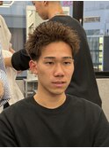 テーパーフェードスパイキーショートパーマ