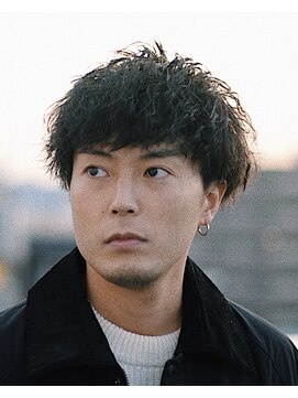 キリオム(KIRIOM) ツイストパーマ