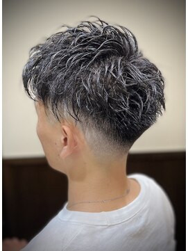 ヒロギンザ 新橋日比谷口店(HIRO GINZA) ツーブロックフェードスタイル